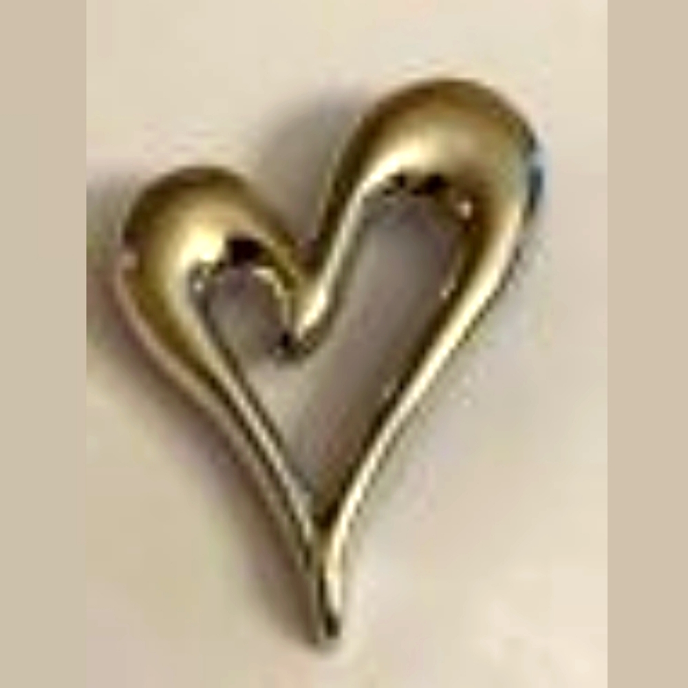 Monet Puffy Heart 2.5” Large 1980’s Iconic Shiny Silver Vintage Brooch Jewelry